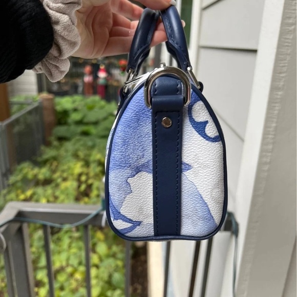 LV Louis Vuittion Keepall Bandouliere Bag Limited Edition Monogram Watercolor. - Picture 9 of 12